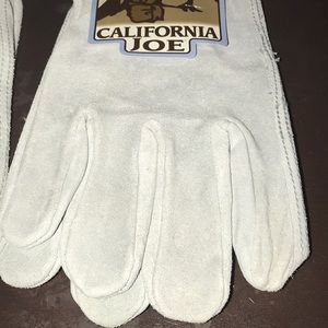 NWT Men’s saddlemill gloves 🧤